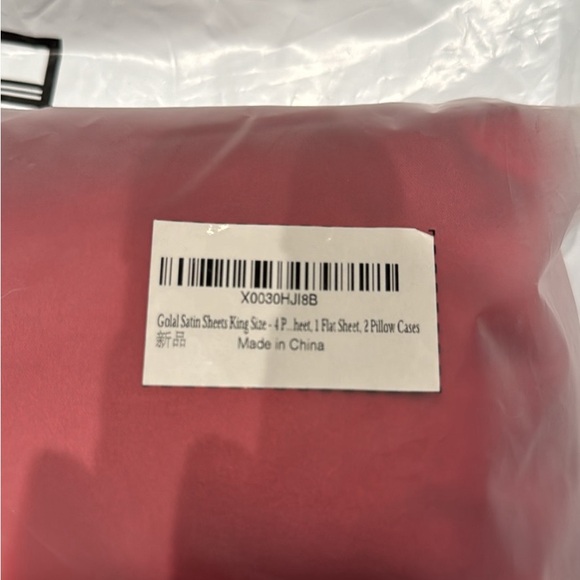 NWOT Golal red satin king size sheet set - Picture 3 of 3